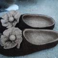 Coffee with milk - Shoes & slippers - felting
