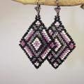 The diamond-shaped earrings - Earrings - beadwork