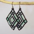 The diamond-shaped earrings - Earrings - beadwork