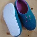 Become a grandmother - Shoes & slippers - felting