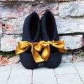 Black retro tapukai - Shoes & slippers - felting