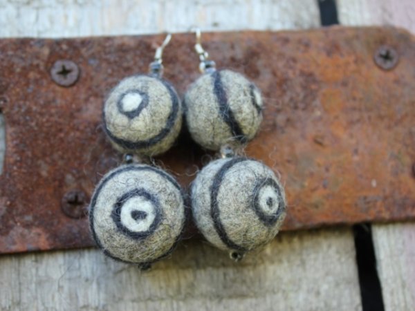 Felt earrings " circles " - Earrings