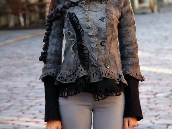 Gray-black smartness 3
