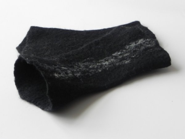 Veltos merino vilnos riesines juodos 2