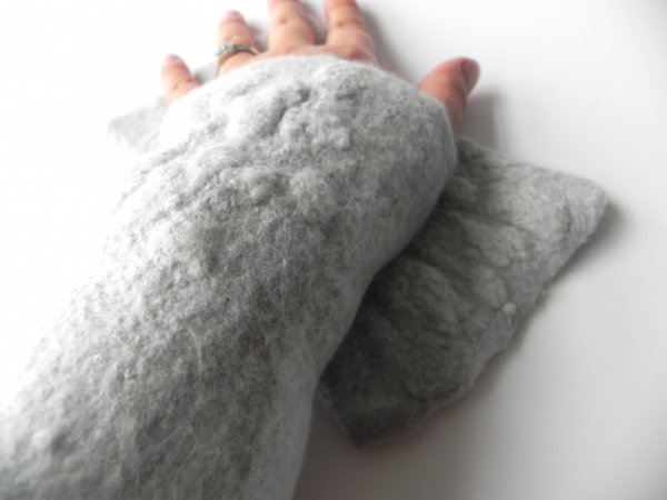 Felted merino wool riesines - Wristlets