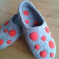 gray tapiukai - Shoes & slippers - felting