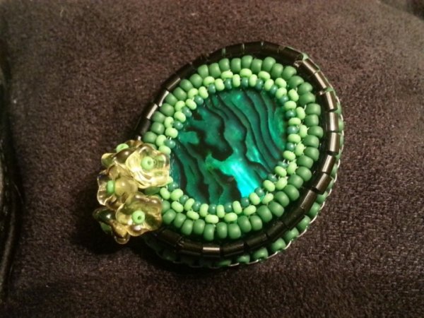 Zalioji ... - Brooches