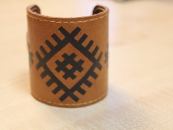 Handmade leather bracelet - Leather articles