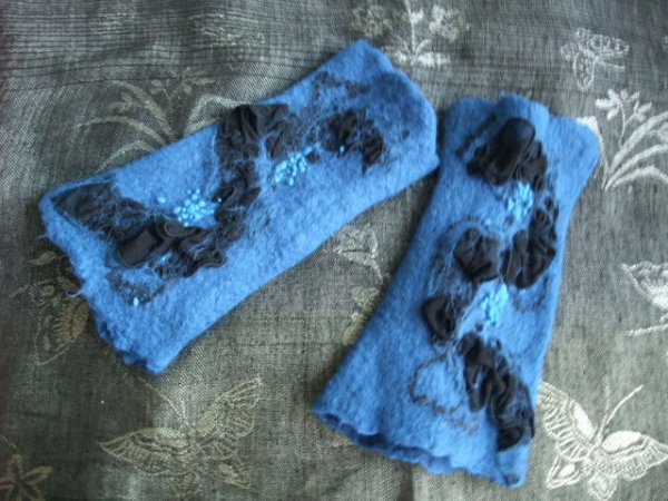 blue - Gloves & mittens