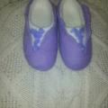 Lilac tapkytes - Shoes & slippers - felting