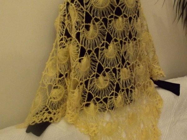 Scarf, if you need to dress up 2