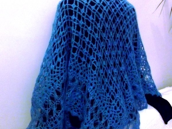 Mantillas, mohair 70% acrylic 30% 2