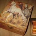 Box Year of the Horse - Decoupage - making