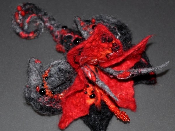 Flower-brooch :) - Flowers