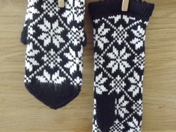 Mot. patterned gloves - Gloves & mittens