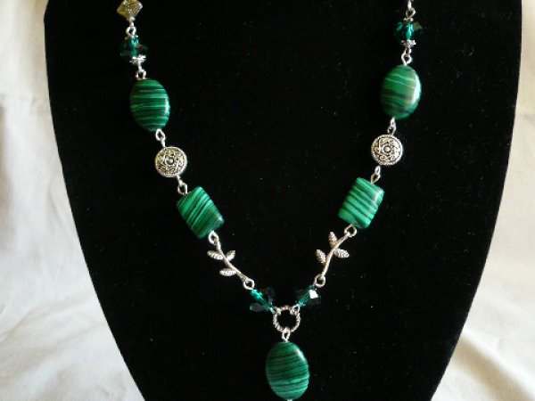 GP-468 Malanchito stone verinys - Necklace