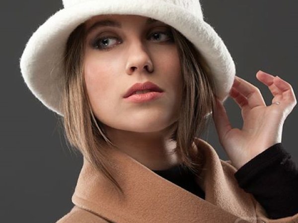White - Hats