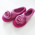 Slippers with flower - Shoes & slippers - felting
