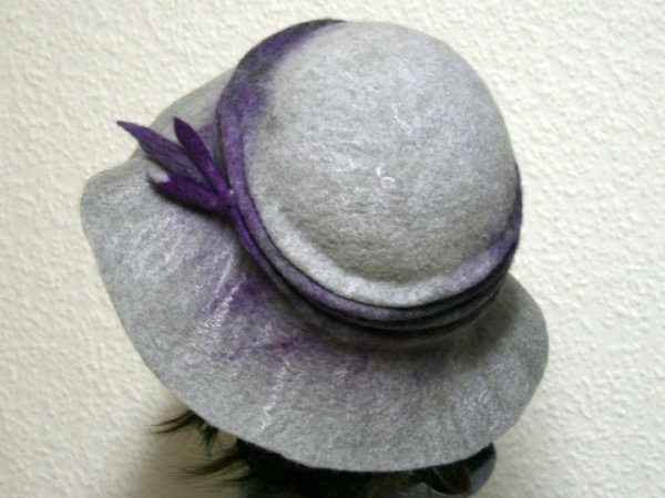 Skrybėlaitė "Pilka  ir  violetinė-2 " 2