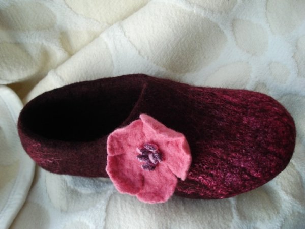 Burgundy wine 3