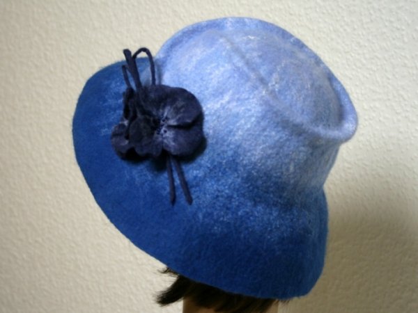 Hat " Žibučių paths " 3
