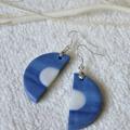 White and blue - Earrings - beadwork