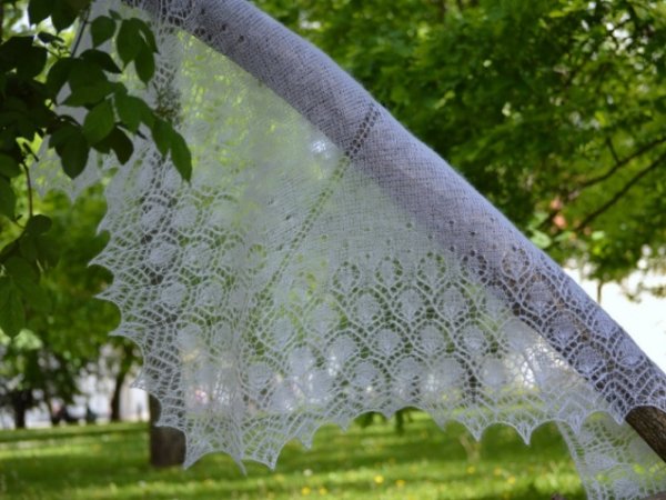 Skara Dewdrop - Wraps & cloaks