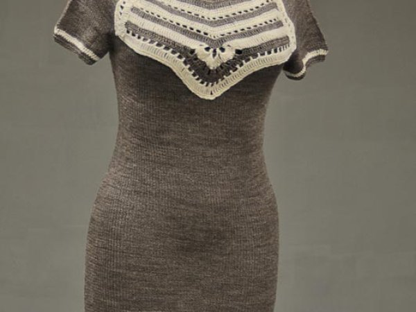 The dress of half-woolen - Dresses