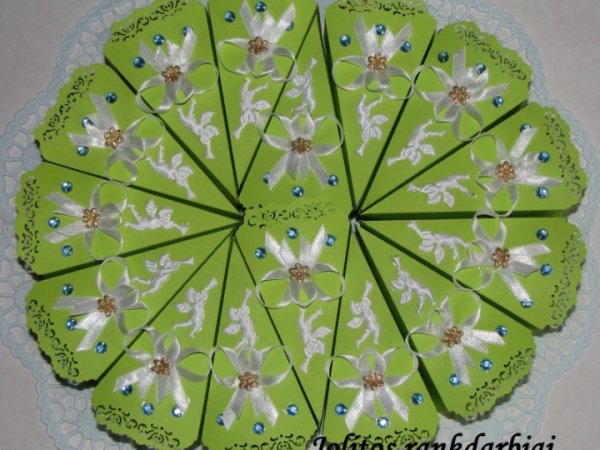 Christening Cake with surprise guests 3