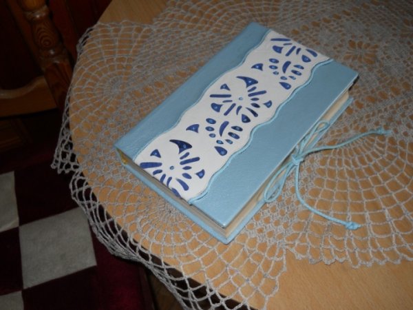 The box-book " Žydrė " - Leather articles