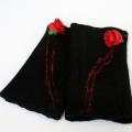 Roses - Gloves & mittens - felting