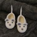 Veltinukau white as pelytes - Shoes & slippers - felting