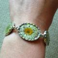 Bracelet with real flowers - Accessory - making