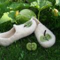 Greenfinch - Shoes & slippers - felting