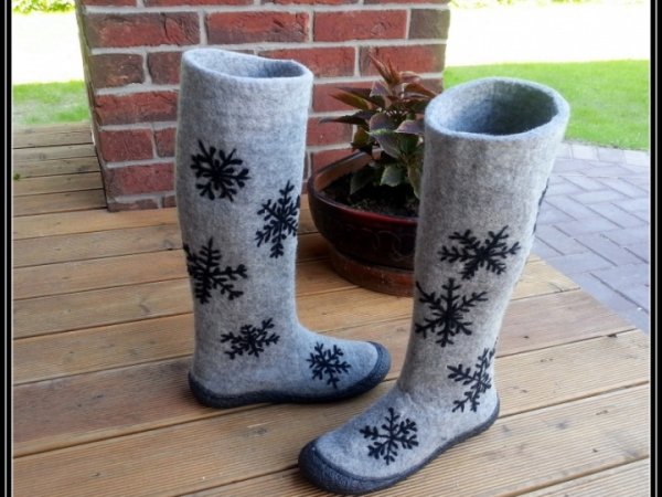 Gray with snaigutėmis - Shoes & slippers