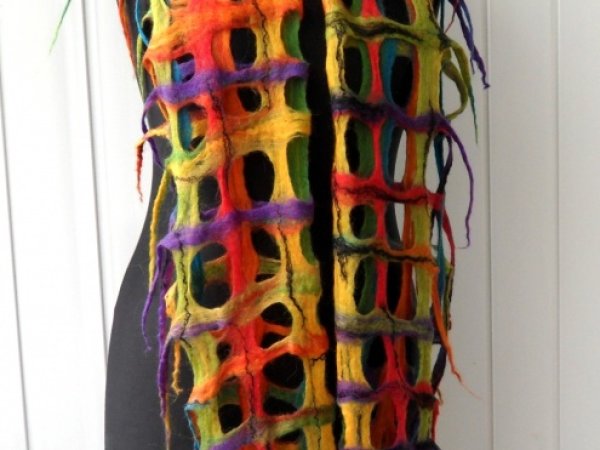 Rainbow scarf -veltas 2