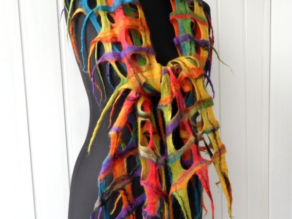 Rainbow scarf -veltas 3