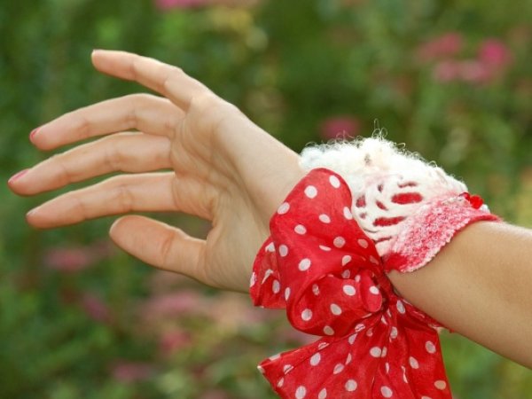 Otherwise, a red-and-white 2
