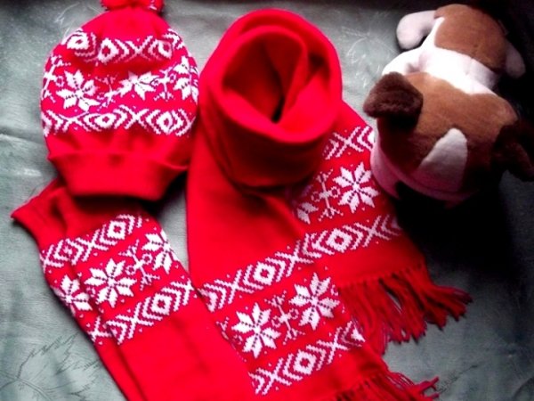 Hat, scarf and leggings 2