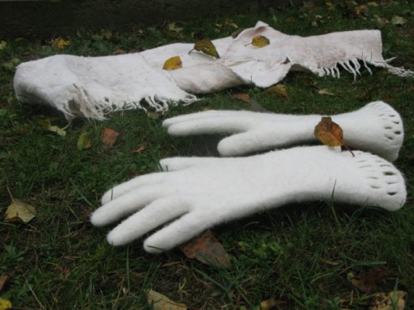 Gloves to " Aviuko " fur coat - Gloves & mittens