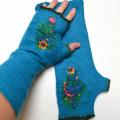 Ice flowers2 - Wristlets - felting