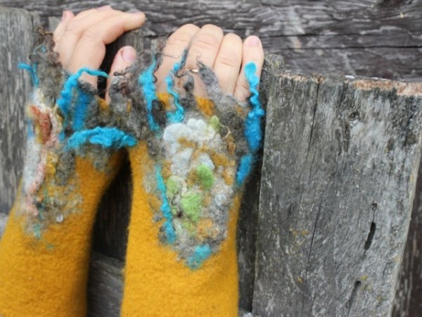 riesines ,, yellow " - Wristlets