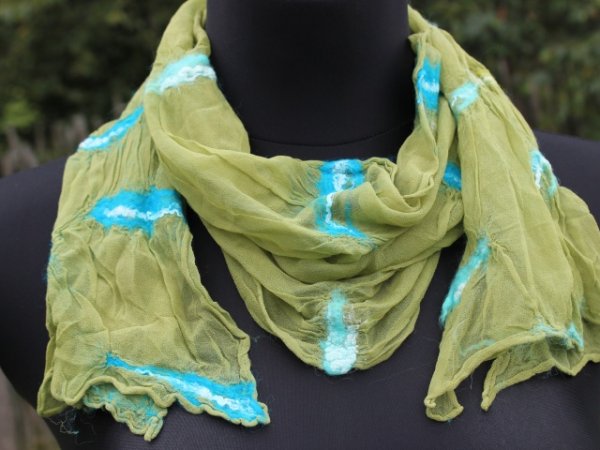roadside verdure ,, " - Scarves & shawls