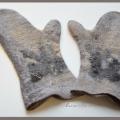 Gray lichens - Gloves & mittens - felting