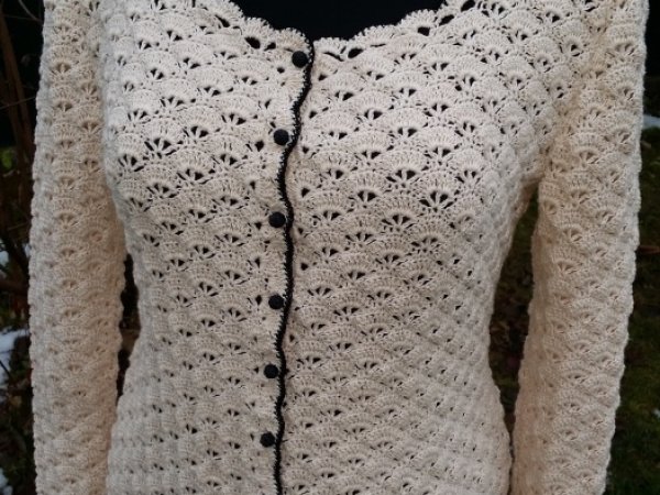 Crocheted Chanel style jacket 2