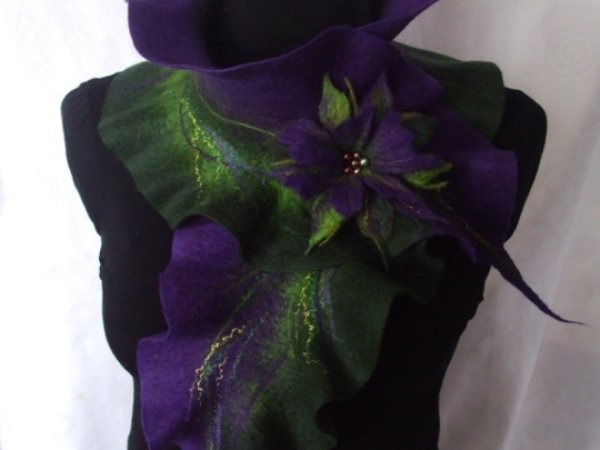 Violetinis zalias veltas salikas 1