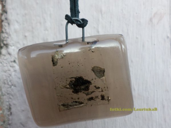 Glass pendant 2