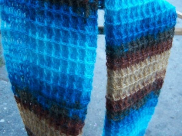 Annular crocheted scarves 2