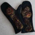 With silk cloth - Gloves & mittens - felting