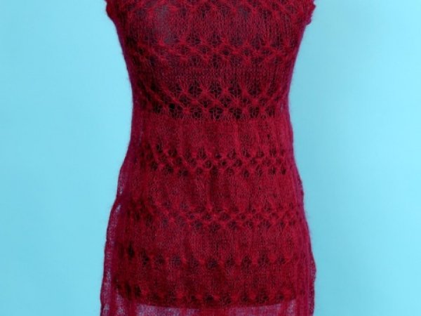 Occasional dress with wristlets 2